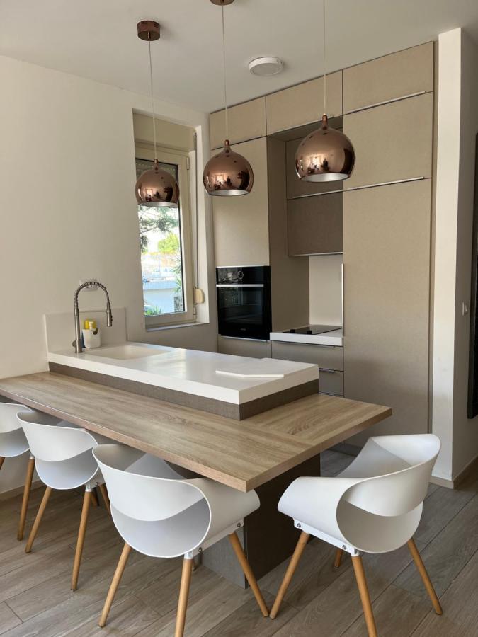 Atina Apartment, City Centre Budva ,Luxurious, Bright, Parking Eksteriør bilde