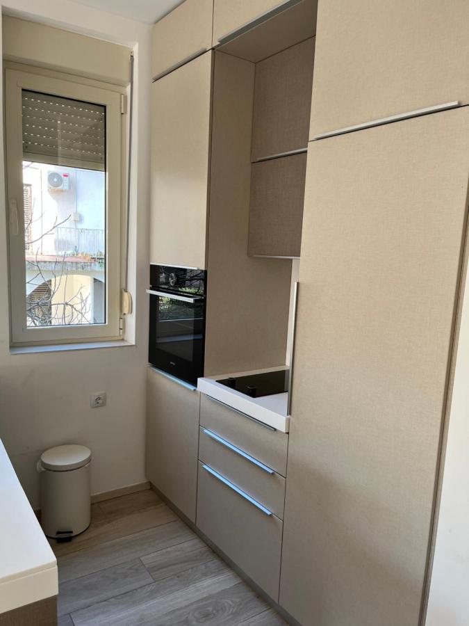 Atina Apartment, City Centre Budva ,Luxurious, Bright, Parking Eksteriør bilde